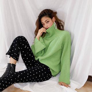 Turtle-neck Boxy Wool Blend Sweater