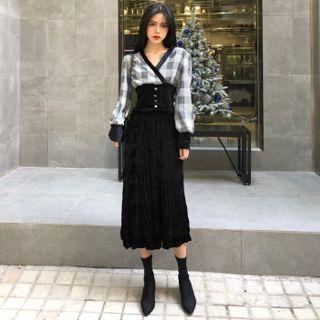 V-neck Plaid Top / High-waist Velvet Skirt