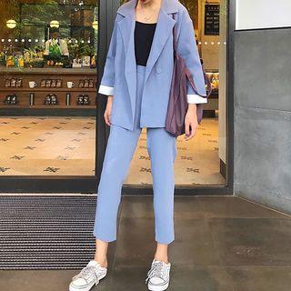 Contrast Cuff Blazer / Cropped Pants