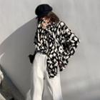 Turtleneck Cable-knit Sweater / Straight-cut Jeans / Printed Shirt