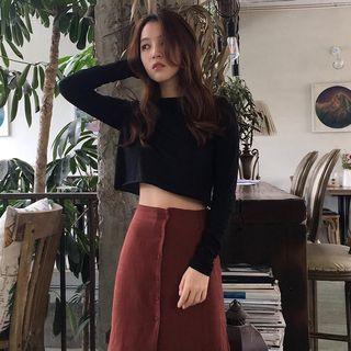 Long-sleeve Plain Cropped T-shirt