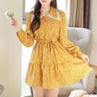 Laced Wide-collar Floral Dress