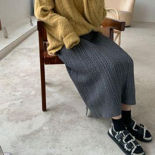 Midi Shift Cable-knit Skirt