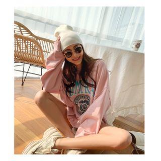 Oversize Varsity Letter Sweatshirt