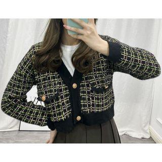 V-neck Plaid Cropped Cardigan