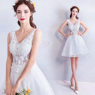 Sleeveless Short A-line Wedding Dress