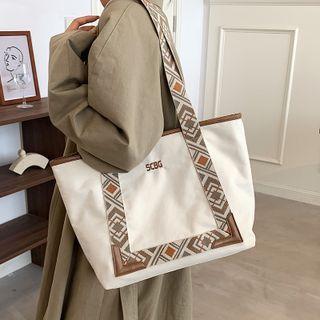Plaid Trim Tote Bag