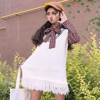 Fringed V-neck Knit Vest