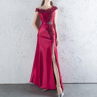 Short-sleeve Flower Evening Gown