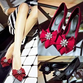 Bow Pointy Pumps