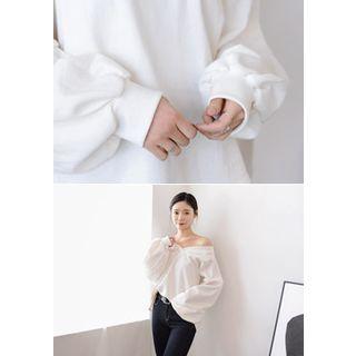 V-neck Balloon-sleeve Pullover