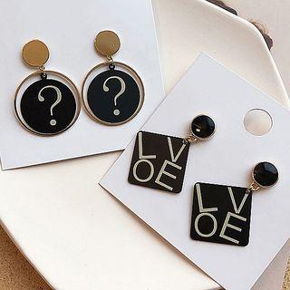 Lettering / Question Mark Geometric Dangle Earring