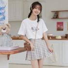 Elbow-sleeve Print T-shirt / Gingham Mini A-line Skirt / Set