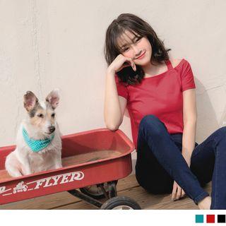 Cold Shoulder Short Sleeve T-shirt