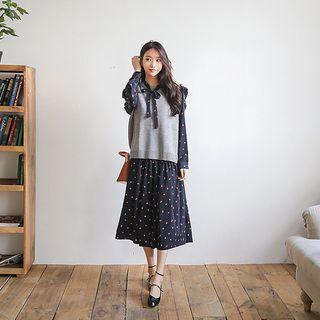 Crew-neck Dip-back Knit Vest