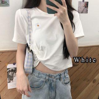 Short-sleeve Floral Embroidered Twisted T-shirt