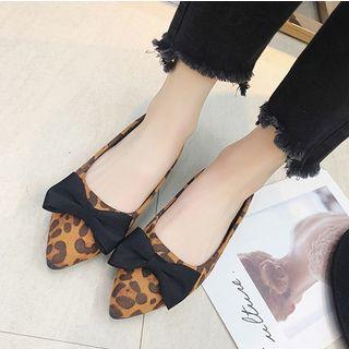 Bow Accent Leopard Patterned Flats