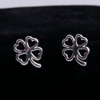 Rhinestone / Hollow Clover Earring