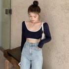 Open-back U-neck Crop T-shirt