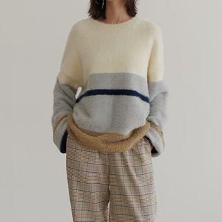 Striped Sweater Almond Blue - One Size