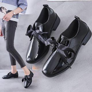 Square Toe Black Shoes