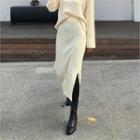 Ribbed H-line Long Knit Skirt