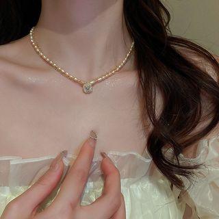 Rhinestone Pendant Faux Pearl Choker Gold - One Size
