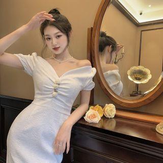 Short-sleeve Rose Midi Dress