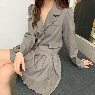 Cropped Blazer / Pleated Skirt