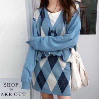 Diamond Plaid Cardigan / Mini Knit Skirt