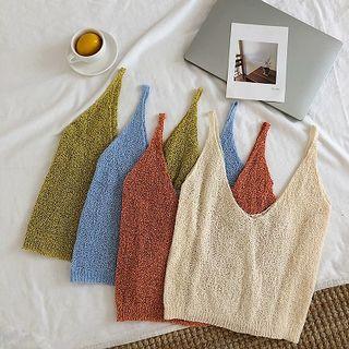 Plain V-neck Cut Out Knit Tank Top