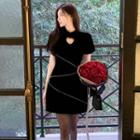 Short-sleeve Strappy Heart Cutout Qipao