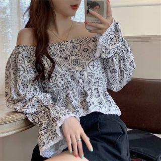 Off Shoulder Printed Cropped Top
