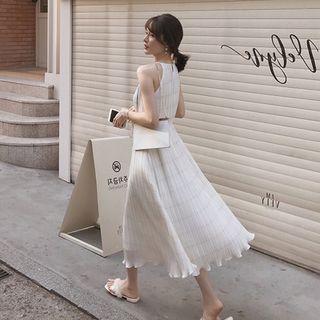 Sleeveless Lettuce Edge Midi A-line Dress