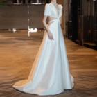 Short-sleeve Knotted Cutout A-line Lace Wedding Gown