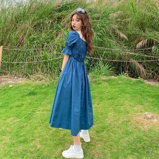 Short-sleeve Shirred Square-neck A-line Midi Dress