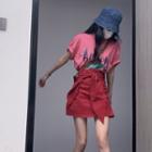 Short-sleeve Graphic Print T-shirt / Tie-waist Mini A-line Skirt