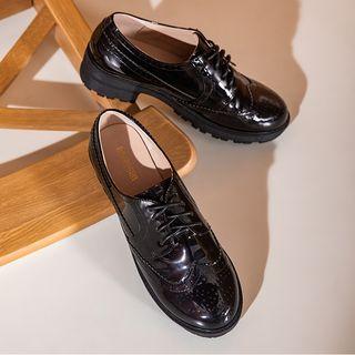 Chunky Heel Lace-up Brogue Shoes