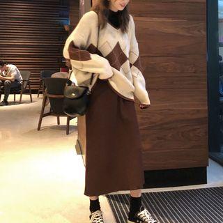 Set: Argyle Oversize Sweater + Midi Straight-fit Skirt