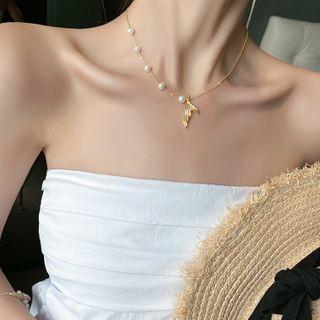 Asymmetric Faux Pearl Mermaid Tail Pendant Choker Gold - One Size