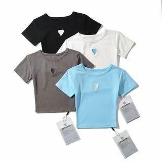 Short-sleeve Round Neck Heart Embroidery Cropped T-shirt