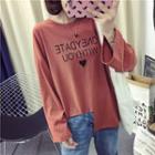 Lettering Asymmetric Long-sleeve T-shirt