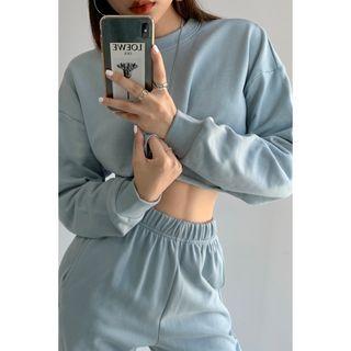 Loose-fit Rolled Crop Sweatshirt