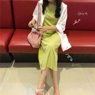 Sleeveless Plain Dress / Light Shirt