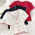 U-neck Contrast Trim Short-sleeve Top