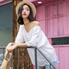 Eyelace Lace Trim V-beck Blouse
