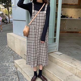 Long-sleeve T-shirt / Fringed Plaid Midi Pinafore Dress