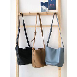Snap-button Bucket Bag
