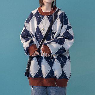 Round Neck Quilted Sweater