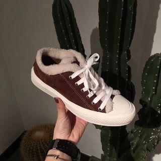Fleece Trim Panel Lace-up Sneakers